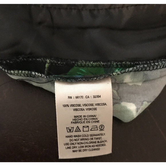 Anthropologie Elevenses Navy and Kelly Green Floral Flare Pants - Size 4 - Picture 12 of 13